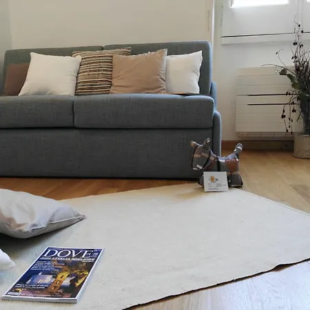 La Casa Gialla Bed and Breakfast