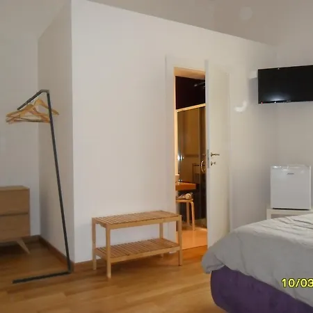 Bed and Breakfast La Casa Gialla Λέτσε