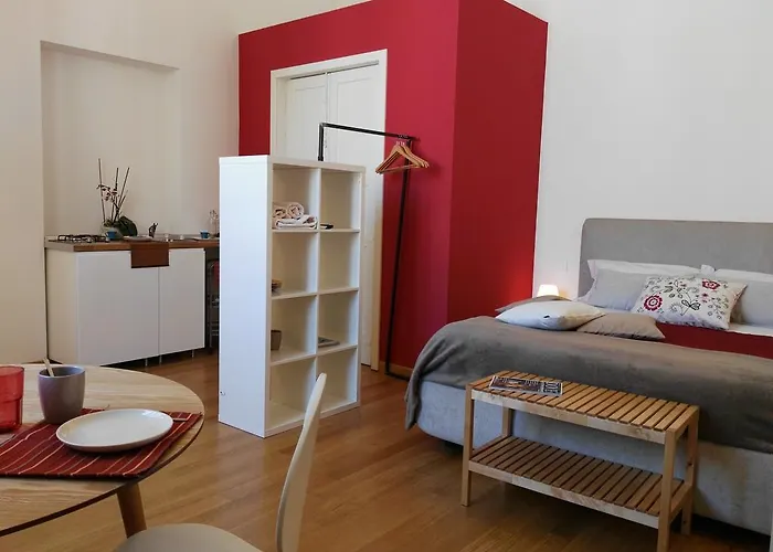 Bed & Breakfast La Casa Gialla 3*